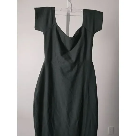 Lulu's Off-the-Shoulder Sweetheart Neckline Midi Dress M - Picture 8 of 9